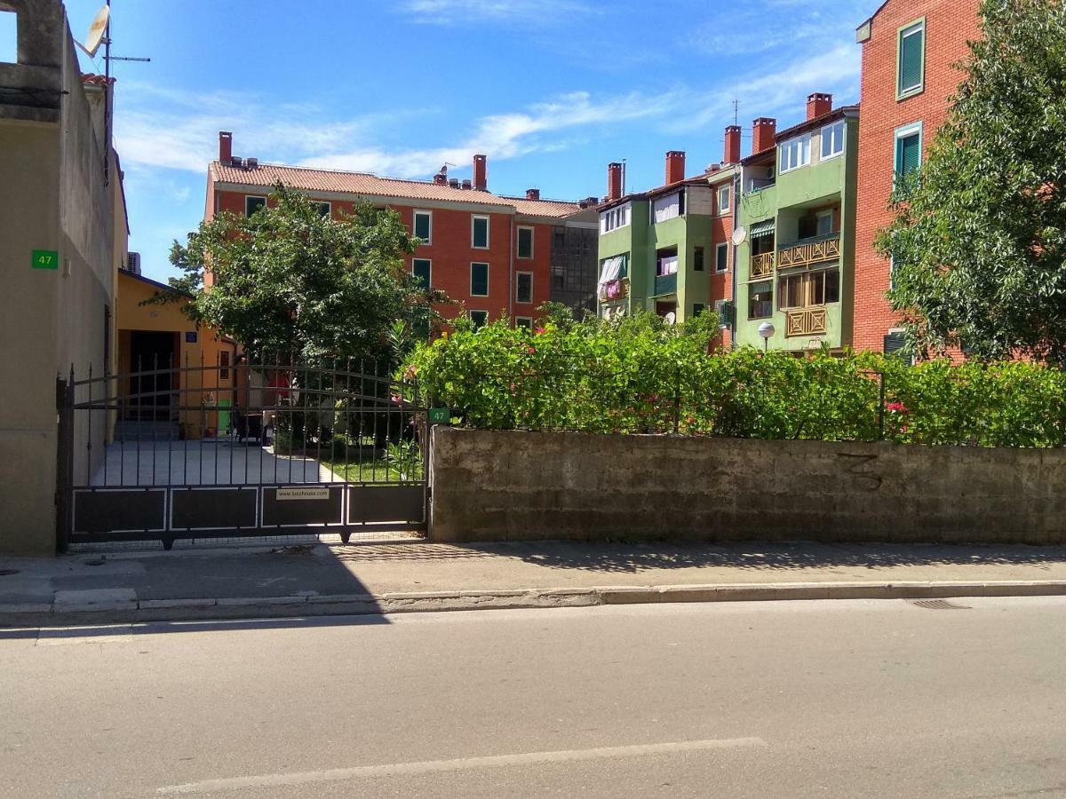 Lusyhouse Vila PUY Exterior foto